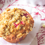 Cranberry and White Chocolate Streusel Muffins - These Cranberry and White Chocolate Streusel Muffins are soft, tender and packed with oozing white chocolate and tart fresh cranberries. Finished off with a crunchy oat streusel, these are just perfect for an afternoon snack.