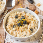 My Lemon and Blueberry Cheesecake Overnight Oats combine all the very best flavours of the classic cheesecake combination into a healthy, filling breakfast recipe.