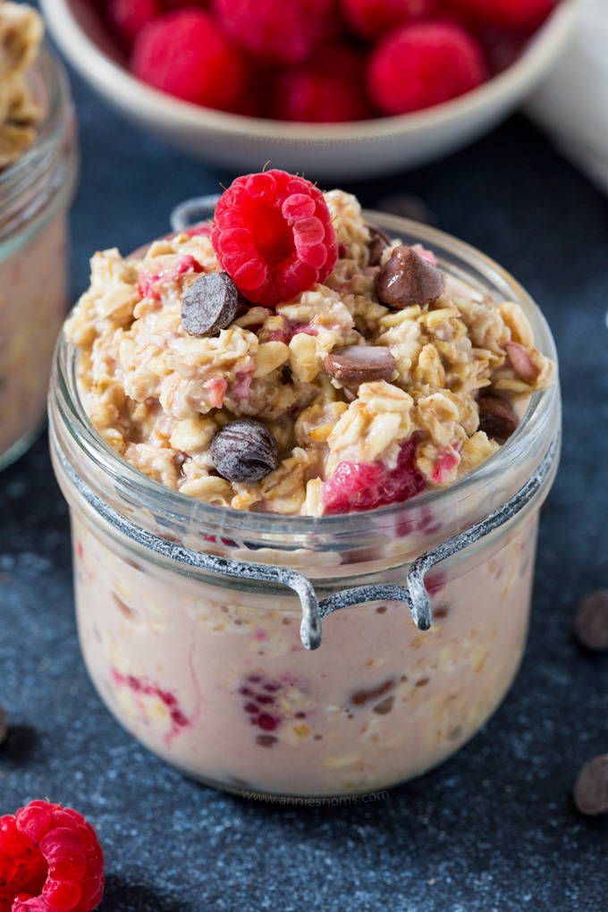Thick and creamy overnight oats peppered with fresh raspberries and dark chocolate chips. Make ahead and perfect for hot mornings, these prove you can eat chocolate for breakfast!
