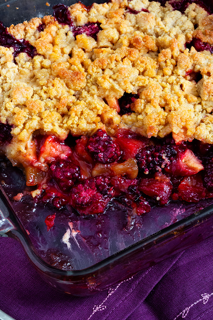 What could be more perfect for Autumn than an Apple and Blackberry Crumble? A crisp topping, juicy blackberries and tender apples all baked into one decadent dessert!