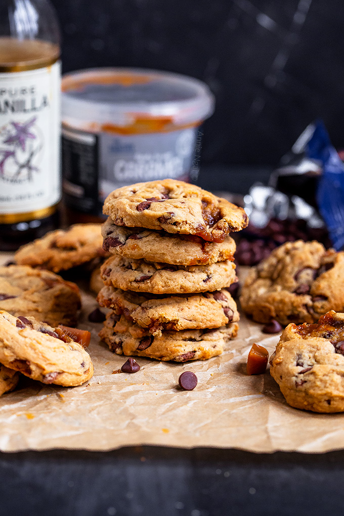 What can be better than Chocolate Chip Cookies? Caramel Chocolate Chip Cookies of course! A twist on the traditional CCC, these are chewy, soft, full of caramel pieces and milk chocolate chips.